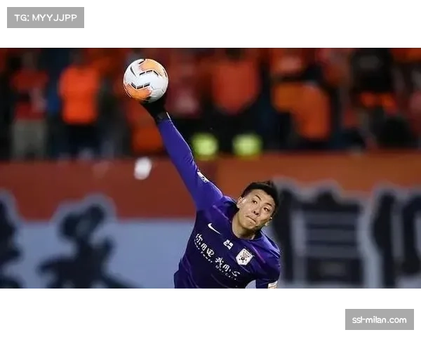 青岛西海岸刘世博仅三次扑救 低级失误导致惨败蓉城